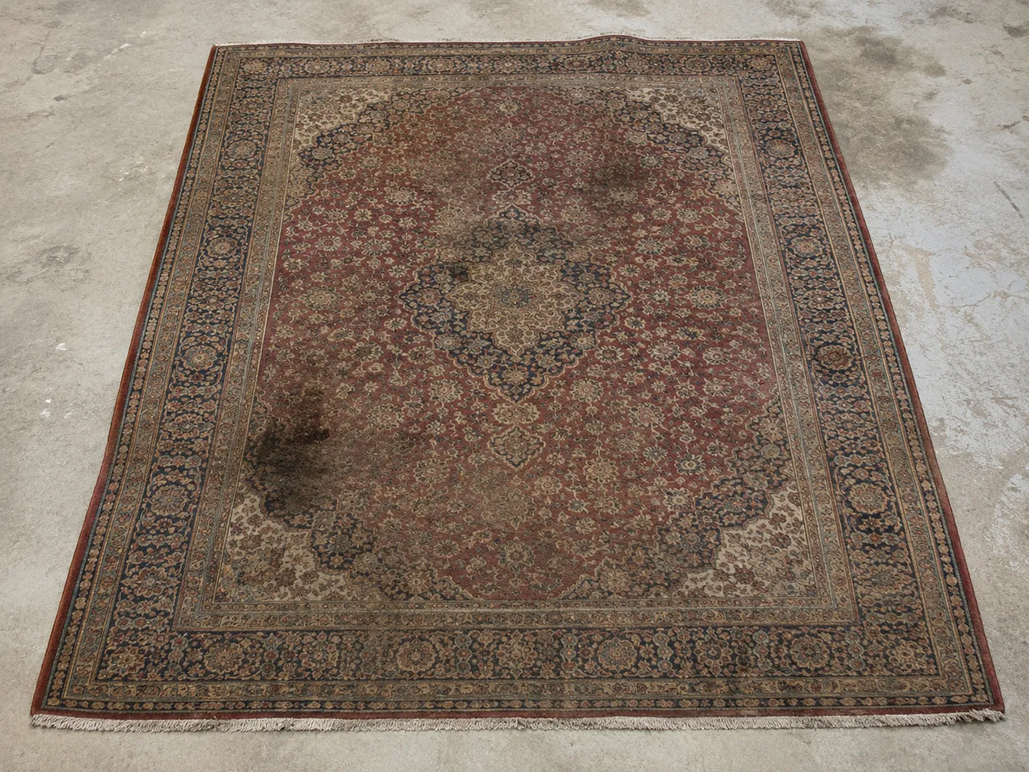 Rug before stain removal 1